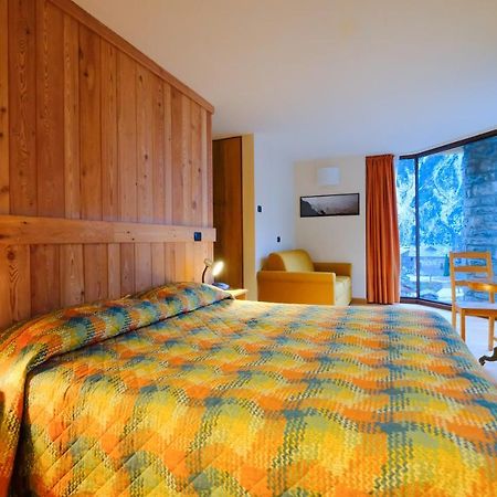 Hotel Aigle Courmayeur Eksteriør bilde