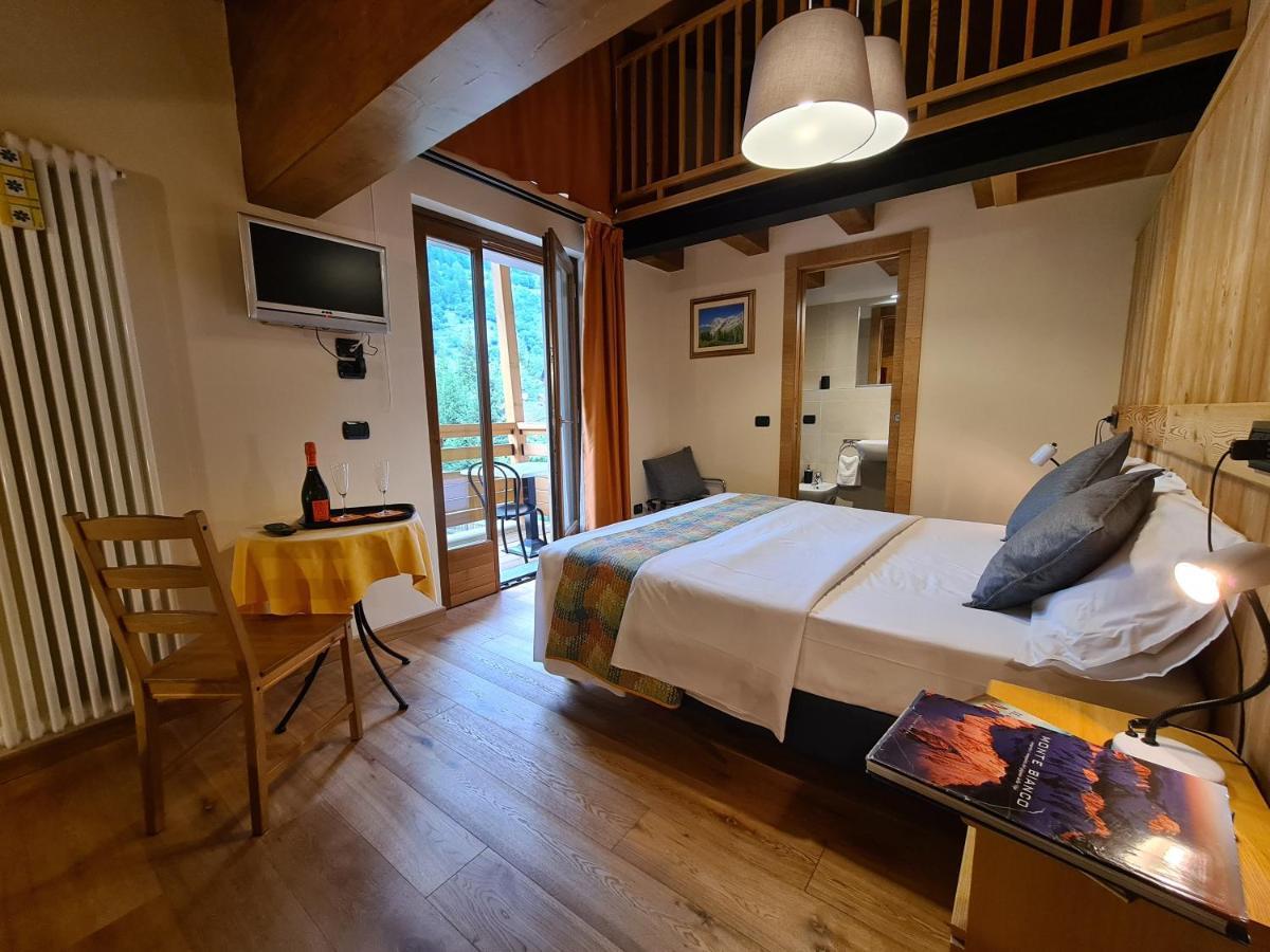 Hotel Aigle Courmayeur Eksteriør bilde