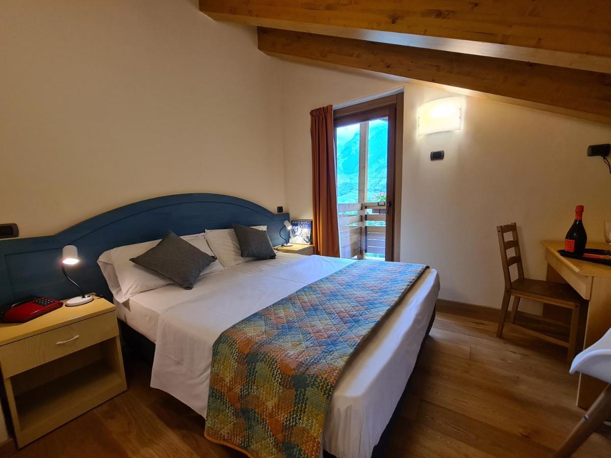 Hotel Aigle Courmayeur Eksteriør bilde
